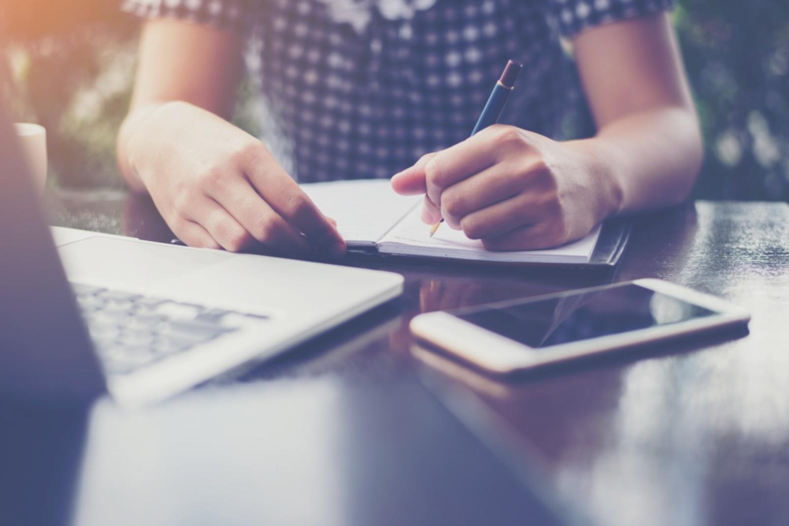 Idelora online learning platform for e-commerce customer retention